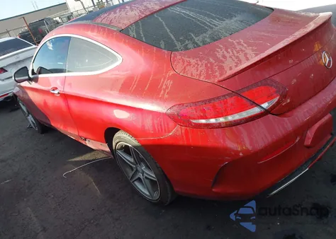 2017 Mercedes-Benz C 300 z USA, uszkodzony, nr VIN WDDWJ4JB4HF384166